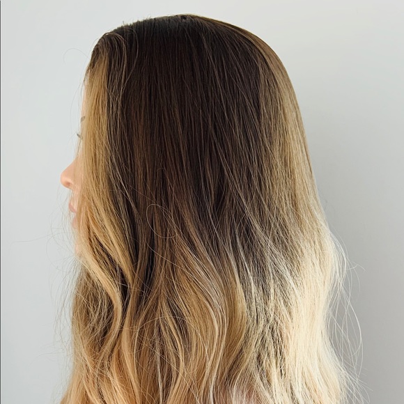 Effortless Style 22” Ombre Golden Brown/Blonde Synthetic Wig - Picture 7 of 10